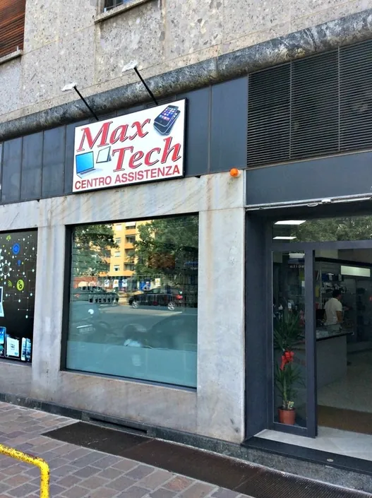 Max Tech