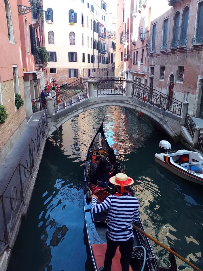 Venis S.p.A. Venezia Informatica e Sistemi